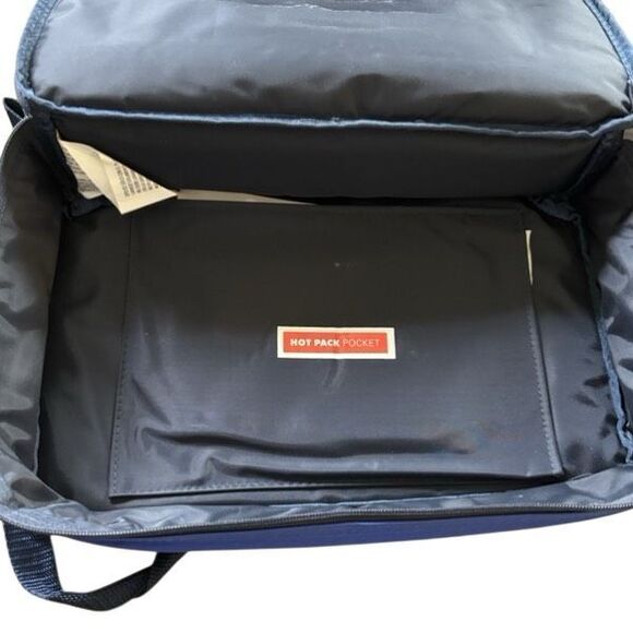 Pyrex Portables Insulated Carry Bag With 2.2 Qt. Glass Casserole Dish & Lid - Picture 9 of 10